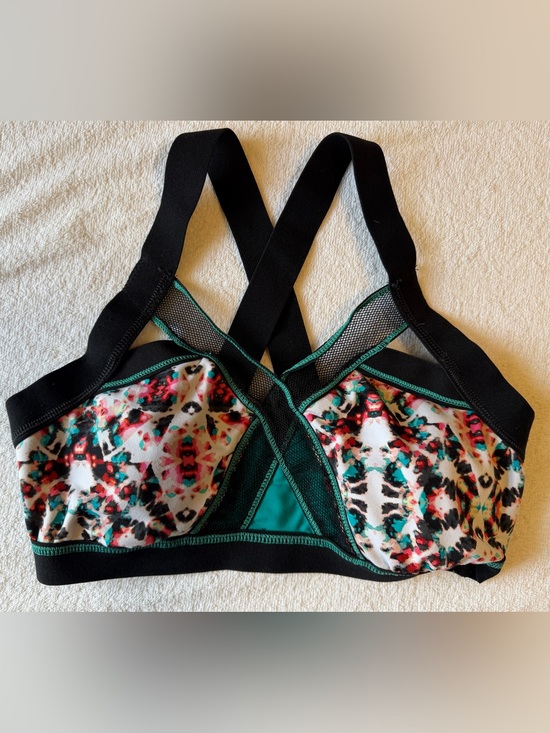 Gianni Bini Other - Gianni Bini Multicolor Printed Racerback Sports Bra — Teal & Black size M